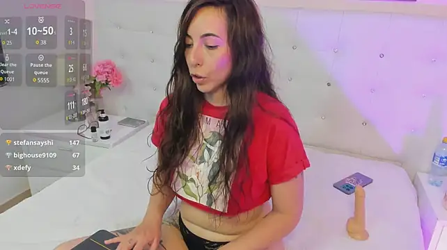 צ'אט XXX בשידור חי של HollyBloom_