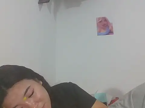 Chat +18 de Zyeiii ao vivo