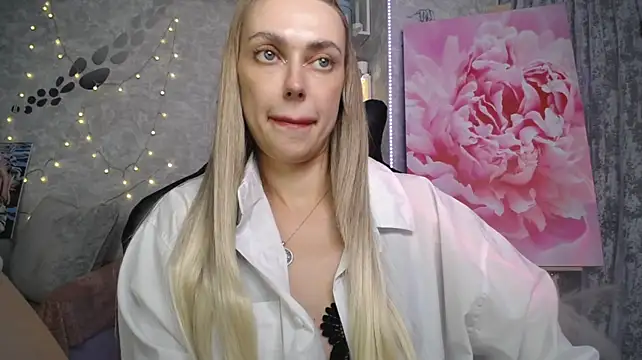 Chatroom XXX en direct de NickyAdamidi