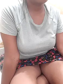 Princess_Zoyaa 即時 XXX 聊天