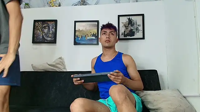 Chat XXX ao vivo de AVENGER_BOYS2026