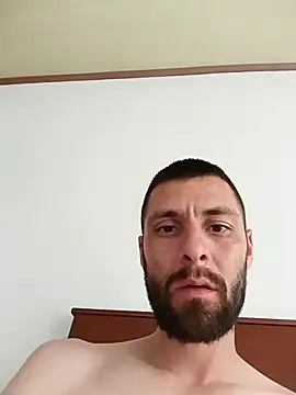 Dracoandr: διαδικτυακό σόου στην κάμερα