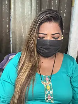 Chat +18 de Oh-Monika87 ao vivo