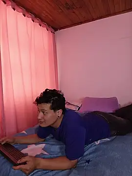 Wildseductor1 – Live XXX-chat