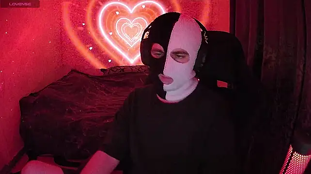 ZXCENSORED- Live XXX-Chat
