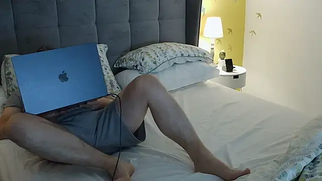 naughtyfun76 – webcam-show