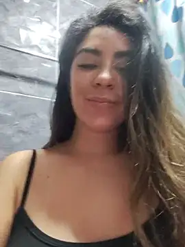CristalHeart_ Adlı Modelin Canlı XXX Sohbeti