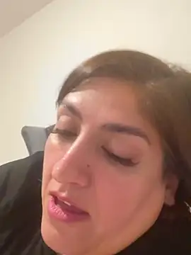 צ'אט XXX בשידור חי של Spicy-Kareena