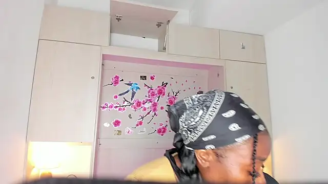XXX chat uživo modela TaylorBloom