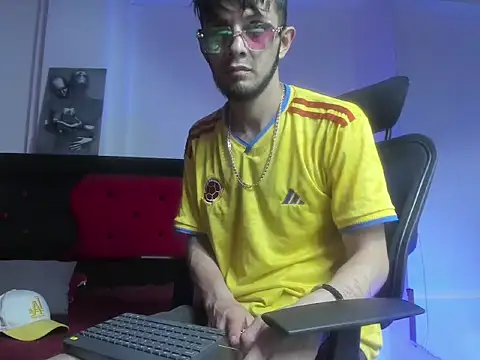 mark_splinter09's Live XXX Chat
