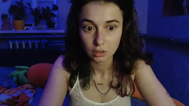 Angelik5371 Adlı Modelin Canlı XXX Sohbeti