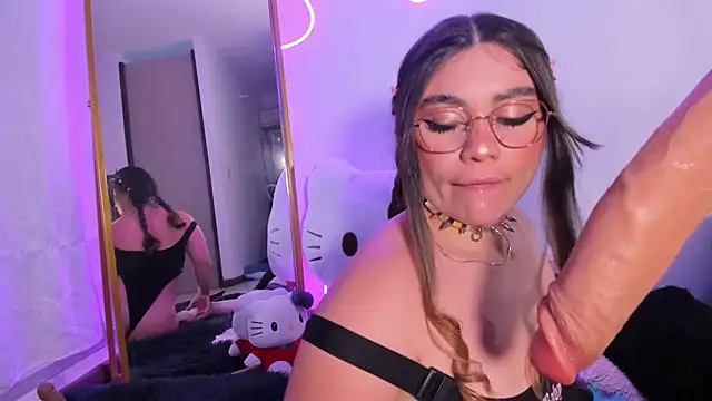 CassieBigass_'s Live XXX Chat
