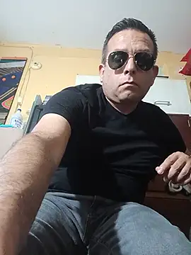 chicoguapo8 লাইভ XXX চ্যাট