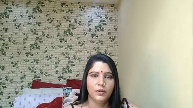 Živý XXX chat XIndianintimacy