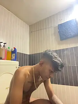 bigthickjunk Adlı Modelin Canlı XXX Sohbeti