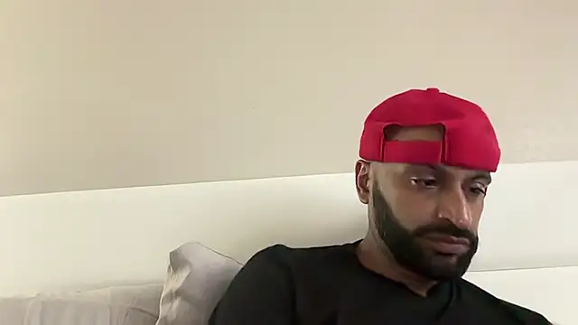 genghisadonisn Live XXX chat