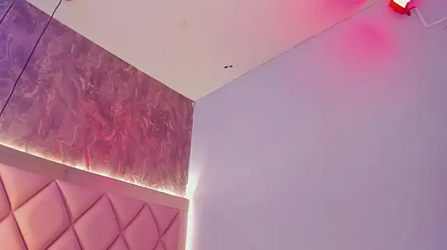 megan_100's Live XXX Chat