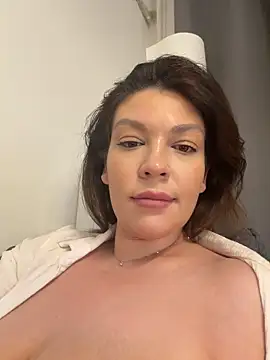 ClaraPasssion's Live XXX Chat