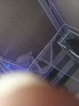 BENJAMIN0001K live XXX chat