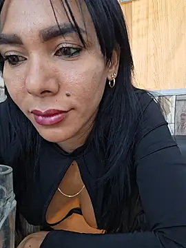Doll_Loren Live XXX-Chat
