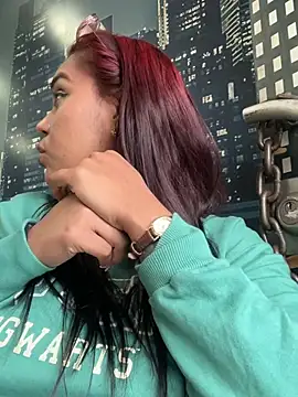 XXX chat uživo modela Sara-77