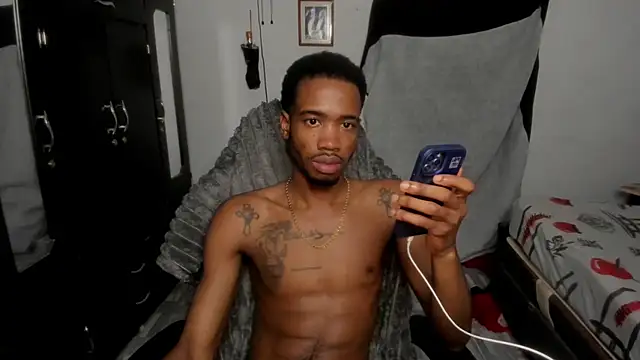 Kofi_exotic_2's Live XXX Chat