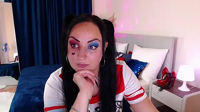 XXX chat uživo modela Mia_Marry