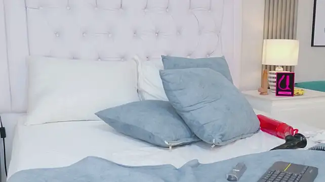 CaitlynMiller 라이브 XXX 채팅
