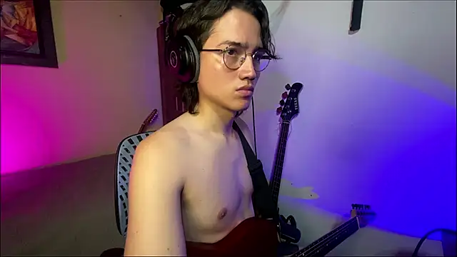 Dominick_Wildd 现场XXX聊天