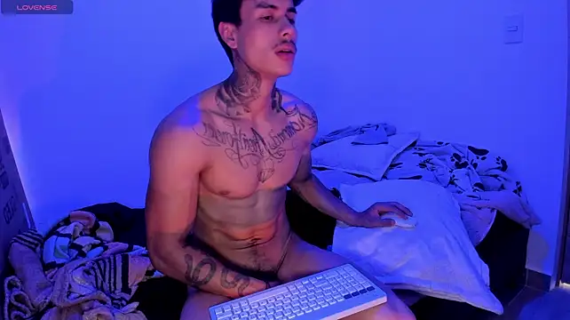 Chat XXX ao vivo de IanWest_