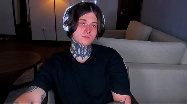 _torfin_ élő XXX-chatje