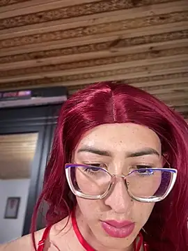Chat +18 de NICOLLE__12 ao vivo