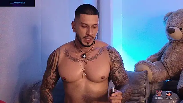 Chat +18 de Seth_Vegaa ao vivo