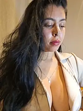 Luianna – Naživo XXX chat