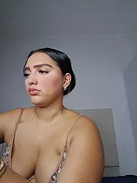 Mia_em – Live XXX-chat
