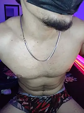 Chat XXX en directo de roxiii_