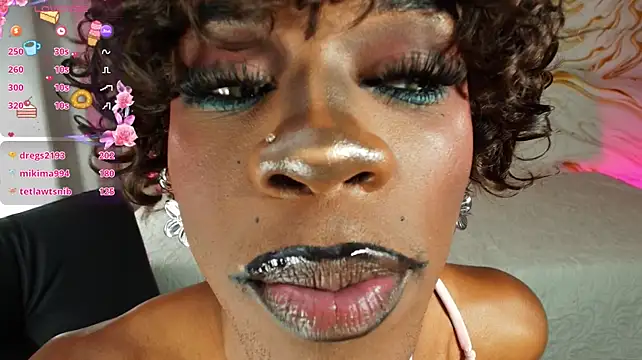 EbonyHansNight Chat XXX in diretta