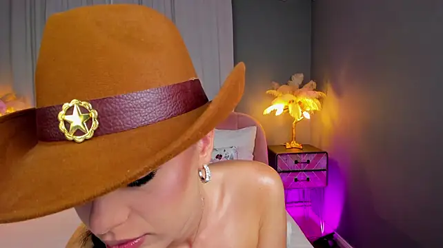 AmedeeaBanks Live XXX-chat