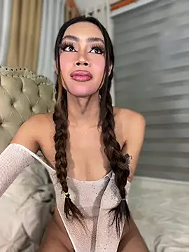 Innocent_yanixx69 XXX чат на живо