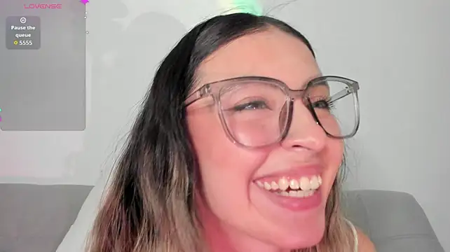 צ'אט XXX בשידור חי של Fernanda_aaaa