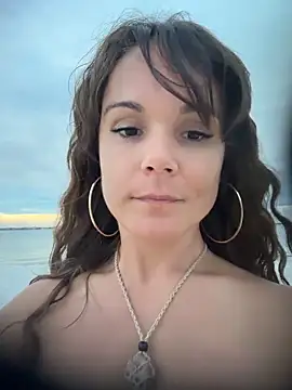 XXX chat uživo modela BaileyMFox