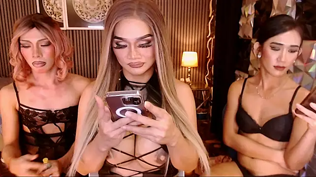 PrettyHorseCockTrans Live XXX-chat