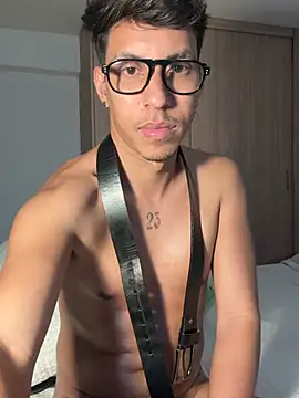 Jack_Frostt élő XXX-chatje