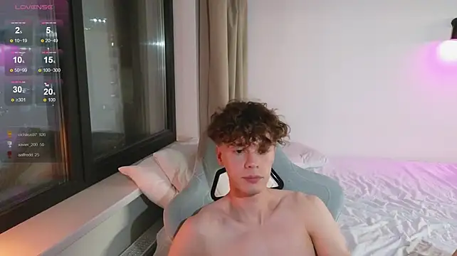 cute_thomas Webcam show