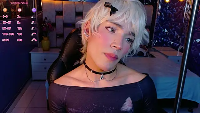 isaac_nova webcam show