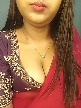 Marathi_gavtami Adlı Modelin Canlı XXX Sohbeti