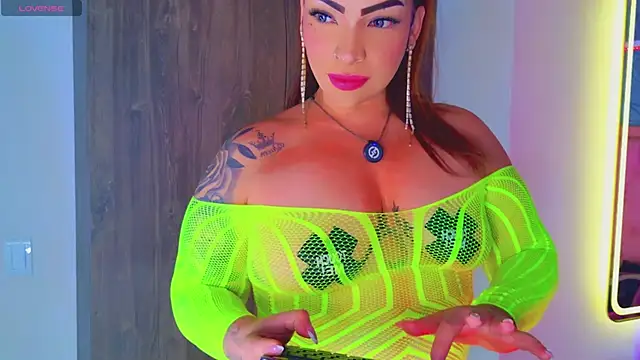 macasweet's Live XXX Chat