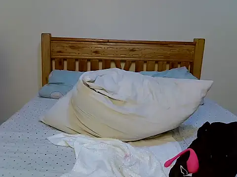 Prettybeca's Live XXX Chat