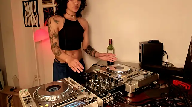 Nati____'s Live XXX Chat