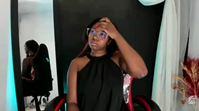 Chat +18 de connywellss ao vivo